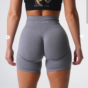 NWOT Nvgtn Grey Contour Seamless Short